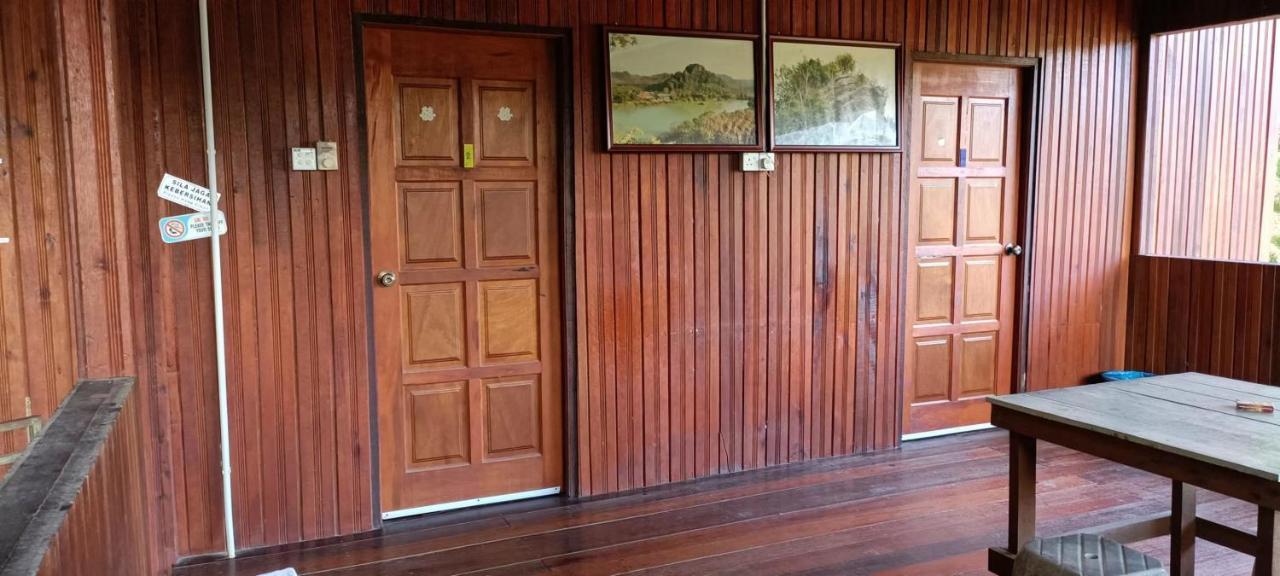 Country House Pulai Holiday Village グア・ムサン エクステリア 写真