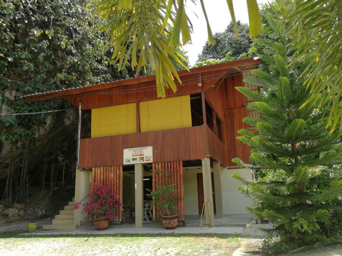 Country House Pulai Holiday Village グア・ムサン エクステリア 写真